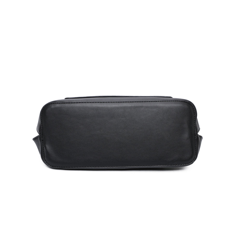 The Ultimate Hand & Shoulder Bag – Elegance Meets Functionality.