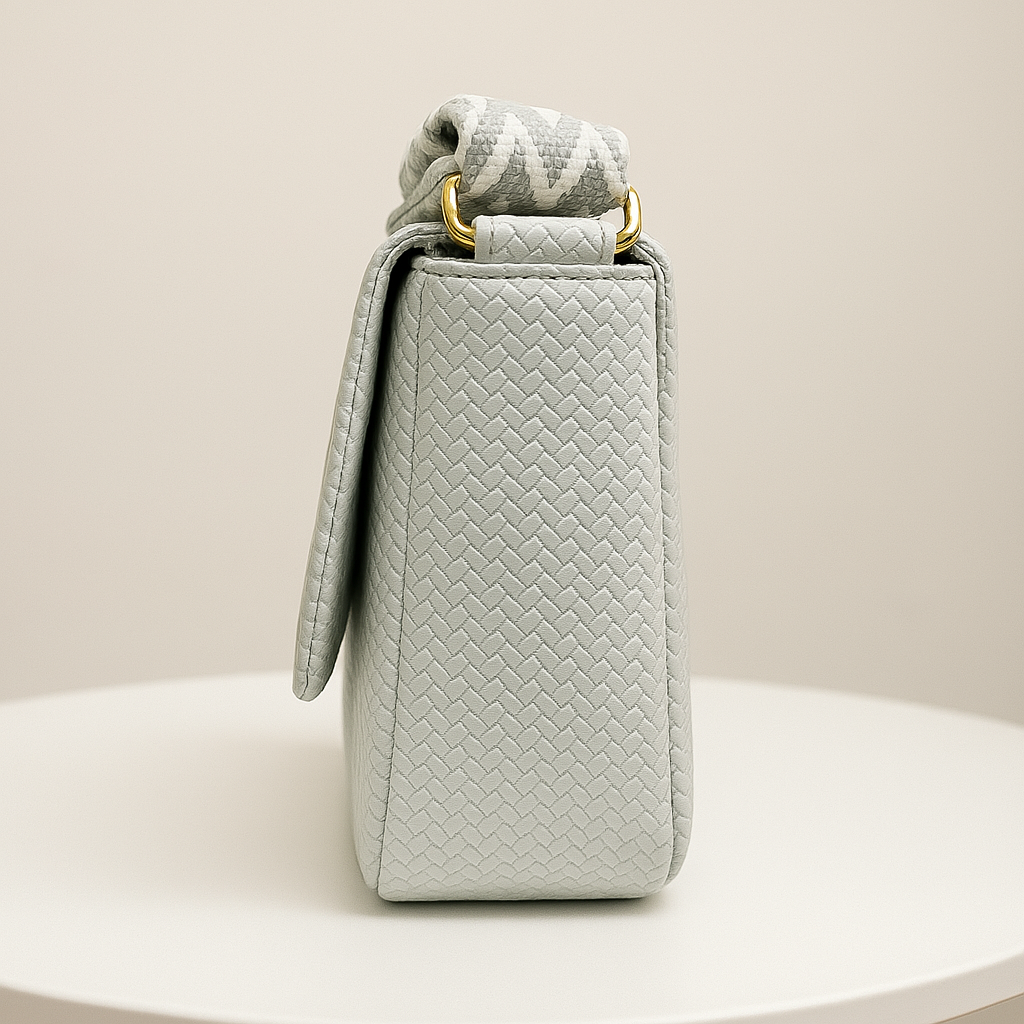 Modern Light Grey Crossbody Bag – Gold Clasp | Sleek & Stylish Bag
