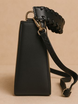 Trendy Light Green Leather Handbag for Women - Elegant & Modern Design